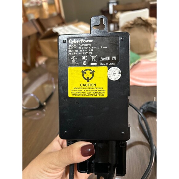Verizon CyberPower Model CA25U16V2 16V 1.6A Black Power Supply - Picture 4 of 4